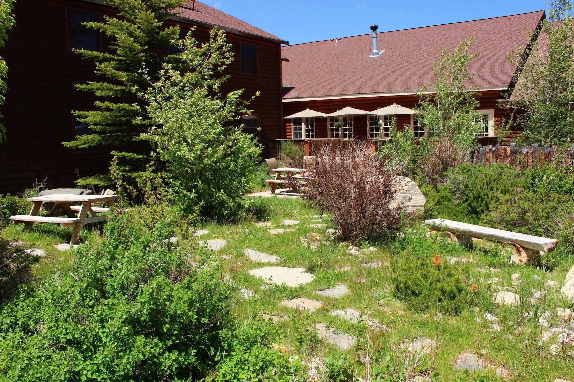 Old Corral Hotel Centennial Dış mekan fotoğraf
